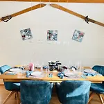 Alpine Apartment *